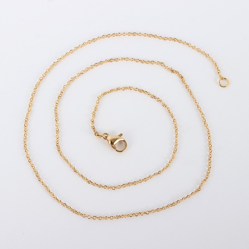 Chaîne acier inoxydable dorée 1,5 mm avec mousqueton Chaîne en acier inoxydable dorée 1,5 mm avec mousqueton longueur environ 45 Chaîne acier inoxydable dorée 1,5 mm avec mousqueton Chaîne en acier inoxydable dorée 1,5 mm avec mousqueton longueur environ 45